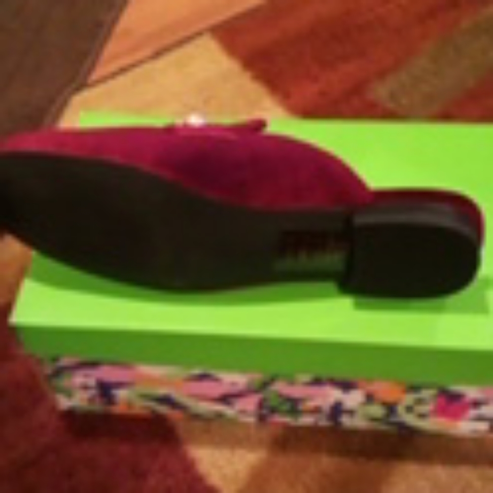 Shoes - Picture 2 of 3